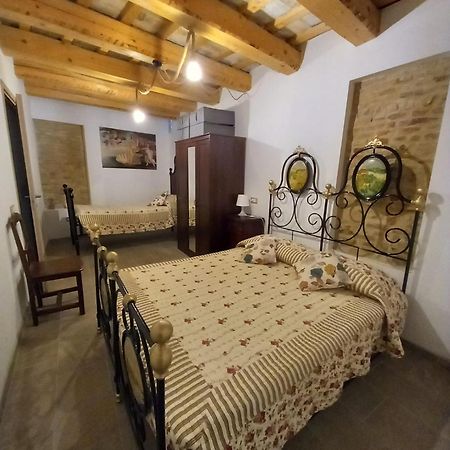 Casa Borgo Fonte Villa Castelleone di Suasa Exteriör bild