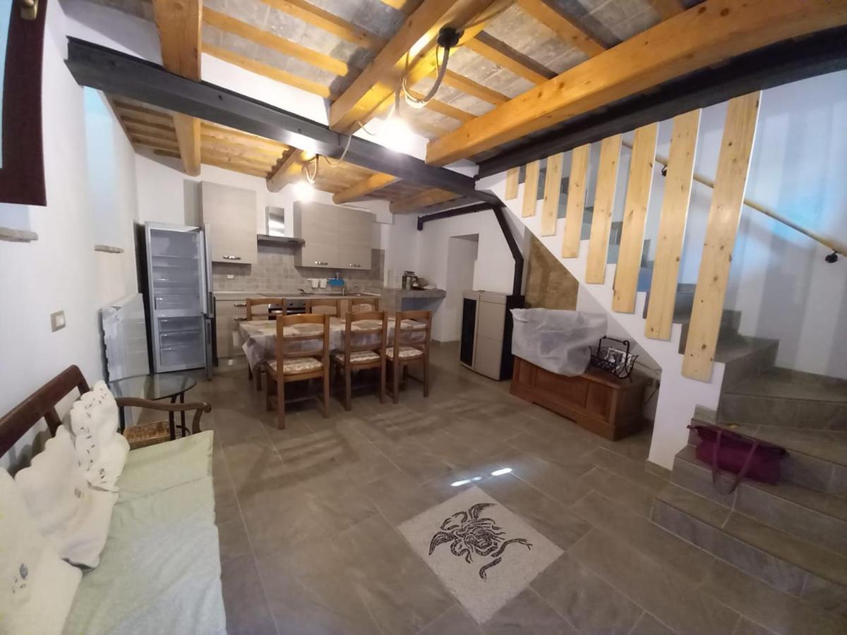 Casa Borgo Fonte Villa Castelleone di Suasa Exteriör bild