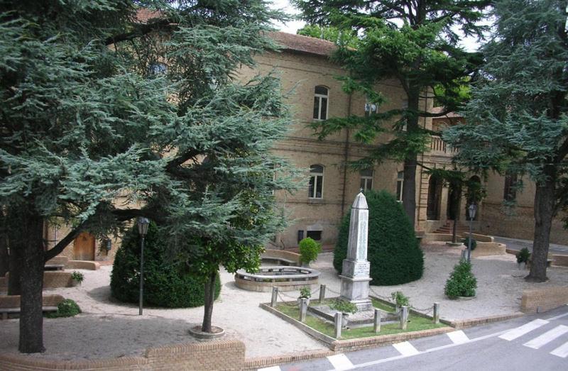 Casa Borgo Fonte Villa Castelleone di Suasa Exteriör bild