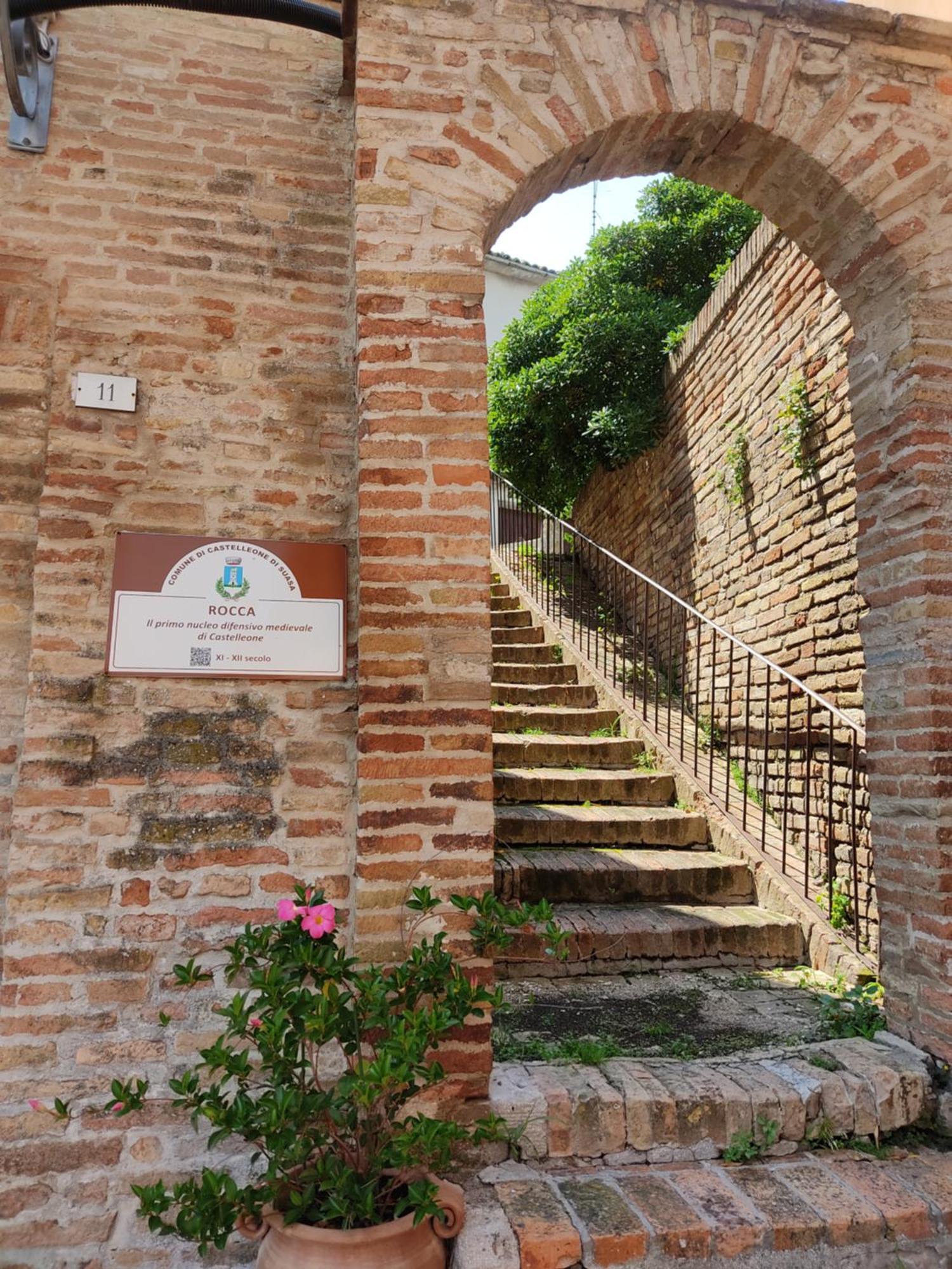 Casa Borgo Fonte Villa Castelleone di Suasa Exteriör bild